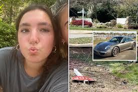 Grace Bright's Instagram, Twitter & Facebook