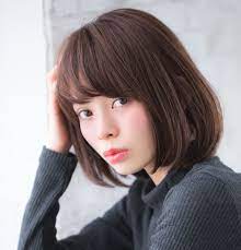 前日の疲れや老けが顔に出てしまう とお悩みのlee世代におすすめしたい 髪 全体がやわらかく 若々しくみえるボブスタイルのご紹介です ちょうどいい長さの前髪は目尻ギリギリのラインを描いてフェイスラインに自然につながり 毛先の丸みが表情をやさしく フレッシュな