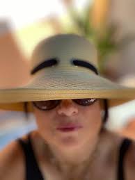 What are top two best hotels in Tahiti Thanks ahead !