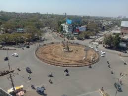 Only essential services will be allowed during the lockdown, according to the order issued by the nagpur district administration. Weekend Lockdown Streets Wear Deserted Look In Nagpur As Admin Impose Curb Amid Covid Spike Nagpur Today Nagpur News