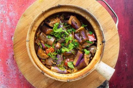 Eggplant Clay Pot