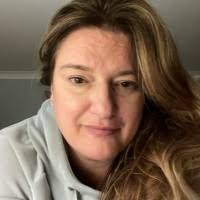 40+ "Vicky Lovell" profiles