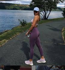 İlk eğitim hayatını düzce'de bitirdi. Survivor Aleyna Kalaycioglu Kimdir Kac Yasinda Nereli Hangi Sporlari Yapiyor
