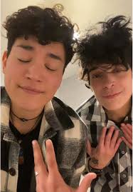 🌈🏳️‍⚧️ We Outta this world and we are your siblings of this world 🌎...