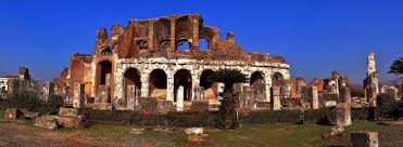 Jag gillade walking through the anfiteatro ruiner. Anfiteatro Dell Antica Capua Attuale Santa Maria Capua Vetere Home Facebook