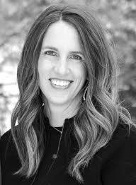 Rachel Nauman's Instagram, Twitter & Facebook