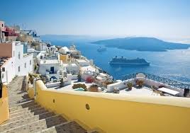 Santorini is a windswept, volcanic island in the cyclades. 15 Motivos Para Voce Visitar A Paradisiaca Santorini Na Grecia