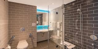 Travel industry rate available at ihg hotels globally. Hotels Im Westend Frankfurt Holiday Inn Express Frankfurt Westend