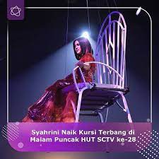 Dalam Acara Malam Puncak Hut Sctv Ke 28 Yang Dihelat Di Indonesia Convention Exhibition Bsd City Tangerang Selatan Syahrini Keluar Darth Vader Darth Instagram