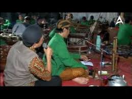 Ing perangan panutup iki prantacaara nggatur marang para rawuh mungguh acara kang dirantam, sarta ngajak ngenut lakuning pahagyan kanthi kepenak. Eka Prihatiningsih Ketika Masih Lugu Feat Madukara Part 1 Lagu Mp3 Mp3 Dragon