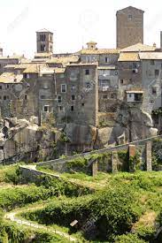 Il portale della camera di commercio di viterbo con informazioni. Vitorchiano Viterbo Lazio Italy Old Typical Town Panoramic View Stock Photo Picture And Royalty Free Image Image 12106702