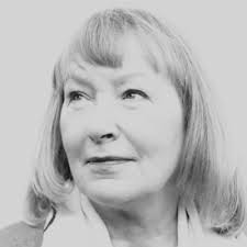 Lorna Clay's Instagram, Twitter & Facebook