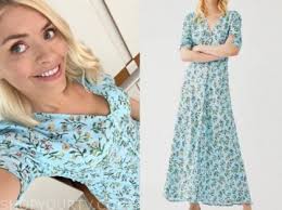 Holly stared out as a runner on the shopping channel auction world tv. This Morning April 2020 Holly Willoughby S Blue Floral Midi Dress Shop Your Tv