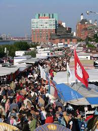 Die geschichte des marktes ist in die konkurrenz der beiden rivalisierenden städte altona und hamburg eingebettet. Altonaer Fischmarkt Wikipedia