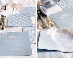La pasta di zucchero è facile da modellare e da colorare, puoi scegliere di utilizzare uno panetto già pronto del colore che più ispara la tua fantasia, combinarlo con altri colori per le tue creazioni. Matrimonio Diamoon Organizzazione Matrimoni