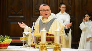 Monsignor Marco Prastaro La Casa Del Pellegrino Di Villanova A Disposizione Degli Astigiani In Quarantena Ad Alassio Atnews It