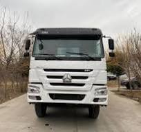 Used Sinotruk Howo 317Hp Euro 2 Manual 4X2 6X4 8X4 Diesel ...
