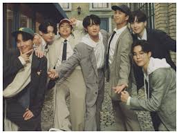There are 10 acts in the history of the billboard hot 100 to have scored 10 or more no. Bts Tops Billboard Hot 100 With Life Goes On Becomes The First Group In History To Also Hit No 1 On Artist 100 And Billboard 200 Charts K Pop Movie News Times Of India