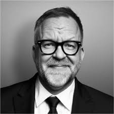 Im Homeoffice wird nicht gearbeitet? Im Büro doch auch nicht! 🏡🏢 Es gibt  für mich keine klare Verbindung zwischen der Leistung im Homeoffice und im  Büro. Die Qualität der Arbeit hängt nicht