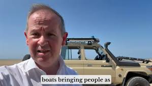 💥 REVEALED: Lee Anderson has told critics of Reform UK's small boats  policy to "shut up" after witnessing the Calais migrant crisis firsthand.  The Reform MP saw beaches used for crossings and