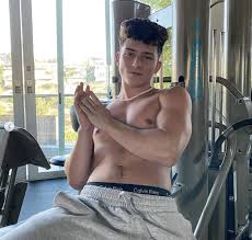 We offer 285 photos and 143 videos of savage house tv completely for free. The Dark Side Of Tiktok Tony Lopez The Hype House And A Toxic Environment Of Sexual Harassment Bust