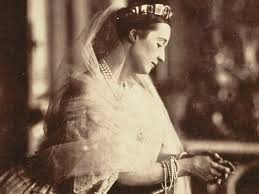 Princess eugénie laetitia barbe caroline lucienne marie jeanne bonaparte. Eugenie De Montijo La Derniere Femme A Avoir Gouverne La France