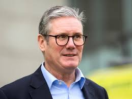 Surgeon reveals details of 'world-first' procedure to remove large brain  tumours