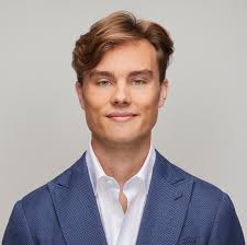 Bonhams : Oliver Morris-Jones