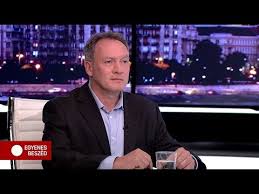 Kiss csaba hazatérés dániába című művét előadja a művészeti végzős drámás osztálya (utoljára). Toth Csaba Magyartube