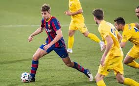 © image mundodeportivo.com nico gonzález ya tiene ficha del filial del fc barcelona. Barcacentre On Twitter The Club Want Barcelona B Midfielder Nico Gonzalez To Do Pre Season With The First Team They Consider Him As An Eventual Replacement For Sergio Busquets Cadena Ser Https T Co Doegmovond