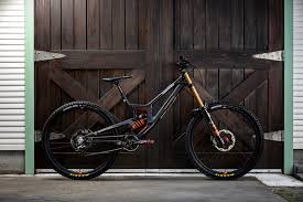 Classic downhill bike #kshpuchong #santacruzsuper8 #santacruzbike #downhillbike. The New Santa Cruz Syndicate V10 Downhill Race Bikes Santa Cruz Syndicate Race Bikes Mixed Wheel Size For Luca And Loris Mountain Biking Pictures Vital Mtb