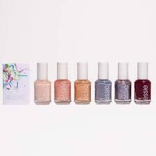 Get in touch with our professional team. Amazon Com Essie Celebration Love Moments Collection 6 Piece Nail Polish Gift Set With Cards Beauty