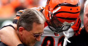 Doctors and a former NFL athlete talk about the risks and treatments of  concussions