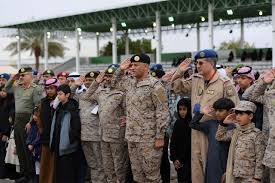 الفريق محمد فريد رئيس أركان حرب القوات المسلحة يلتقى رئيس قوات الدفاع. Ø¬Ø¯Ø§Ø±ÙŠØ© Ø´Ù‡Ø¯Ø§Ø¡ Ø§Ù„ÙˆØ·Ù† ØªØ³ØªÙˆÙ‚Ù Ø²ÙˆØ§Ø± Ù…Ø¹Ø±Ø¶ ÙˆØ²Ø§Ø±Ø© Ø§Ù„Ø¯ÙØ§Ø¹ Ø¨ØªØ¨ÙˆÙƒ ØµØ­ÙŠÙØ© Ø§Ù„Ù…Ù†Ø§Ø·Ù‚ Ø§Ù„Ø³Ø¹ÙˆØ¯ÙŠØ©ØµØ­ÙŠÙØ© Ø§Ù„Ù…Ù†Ø§Ø·Ù‚ Ø§Ù„Ø³Ø¹ÙˆØ¯ÙŠØ©