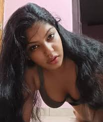 Extremely beautiful Kerala Mallu desi indian teen girl with her lover... -  HotPic.CC