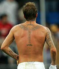 He has been been getting new tattoos on himself more and more frequent as the years go on. David Beckham Tattoo Bilder