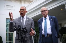 Chuck Schumer and Hakeem Jeffries meeting Trump was never going to stop a shutdown