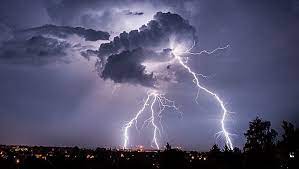 Das sind sozusagen gute zutaten für gewitter, heißt es beim wetterdienst. Temperatursturz Unwetteralarm Sonntag Bringt Noch Starke Gewitter Krone At