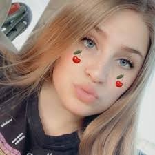 Morgan Titus's Instagram, Twitter & Facebook