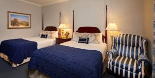 Quench your thirst with your favorite drink at the bar/lounge. Hotel Accommodations At State College Pa The Nittany Lion Inn