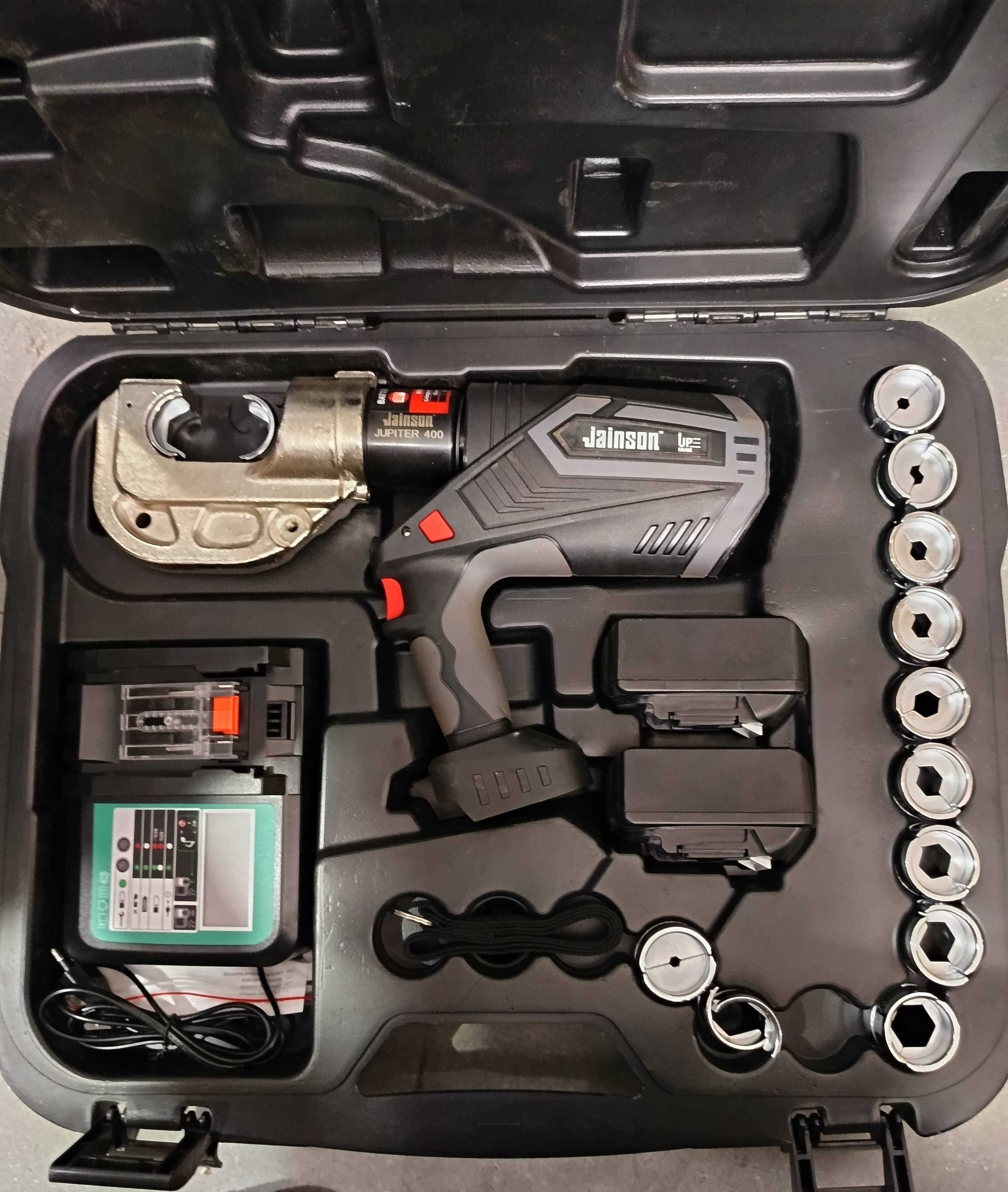 Battery Operated Crimping Tool 16-400 Sqmm product image