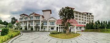 Dari kuala kangsar, ianya ke timur melalui lenggong, gerik, banding melalui banjaran titiwangsa. Hotel Casuarina Kuala Kangsar Kuala Kangsar Harga Terkini 2021