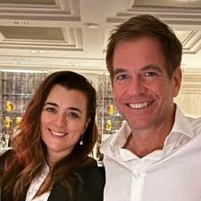 Lucy Davis (@LucyAustinDavis)