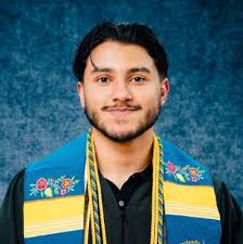 recentgraduate #ucla #openforwork #firstgen