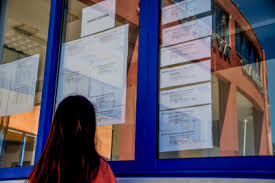 Αυτά είναι τα θέματα που έπεσαν στη νεοελληνική γλώσσα και λογοτεχνία. Jltrdn8pyq Ynm