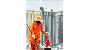 Khusus untuk online, anda bisa mempersiapkan semua berkas yang dibutuhkan secara digital dan dikirimkan melalui email atau form yang telah disediakan oleh perusahaan. Tukang Sapu Jalan Dag Dig Dug Jelang Lebaran Belum Dapat Thr Tribun Kaltim