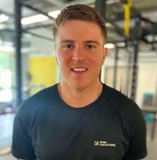 Hello lovely residents of Hertfordshire! Today I'm celebrating my 5th year  in the fitness industry! Ever since I qualified as a Personal Trainer, I've  been totally committed to helping the people of