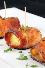 Bouchees D Ananas Enrobees De Bacon Et Glacees A La Sauce Piquante Recettes Ma Fourchette Recette Recettes De Cuisine Cuisine
