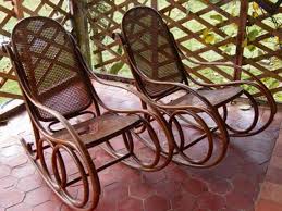 Le cannage classique troué est le cannage, le plus populaire, qui était utilisé auparavant pour le cannage de chaise. Cannage Chaise Thonet Et Fishell Khon Baumann Video Dailymotion