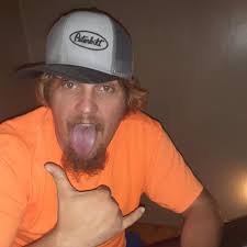 1999 Pete 379 1LW Cat programmed for 600hp 18sp 3.55 rears 308 inch WB  (stretched) Approximately 450,000 miles